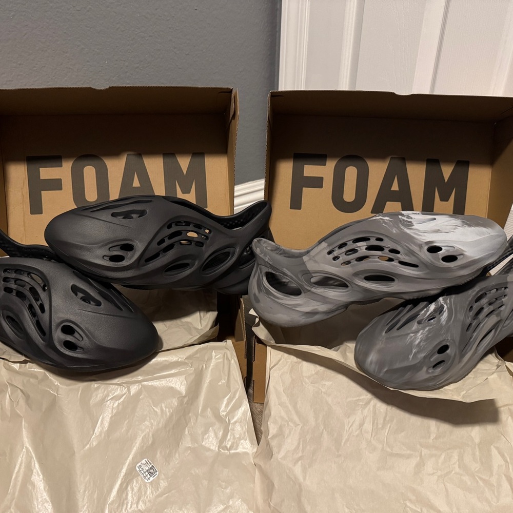 Yeezy Foam Runner (WITH RECEIPT)